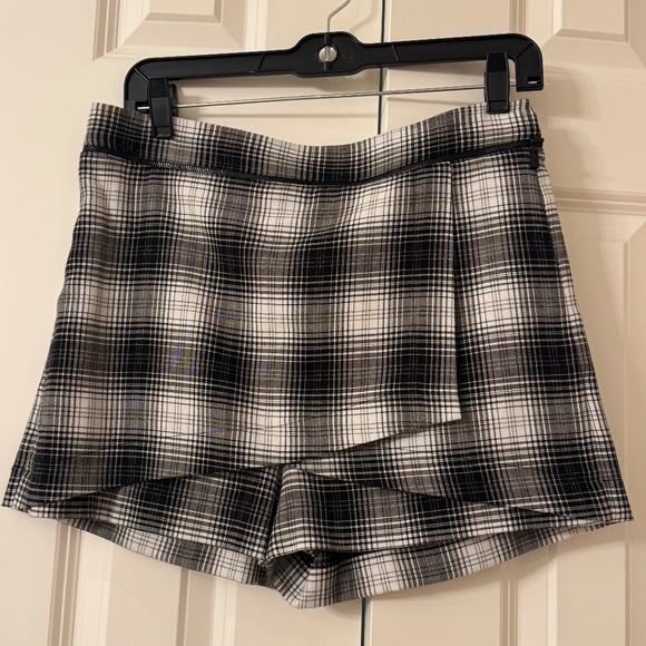 Robert Rodriguez skort - Picture 1 of 2